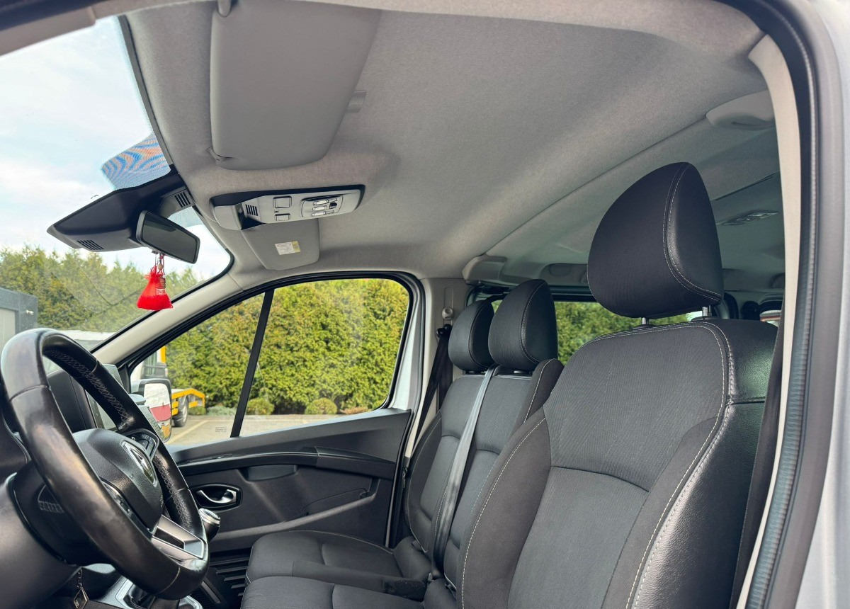 Minibús, Furgoneta de pasajeros Renault Trafic 2.0 150 ps. Bezwypadkowy Salonowy Serwisowany: foto 20