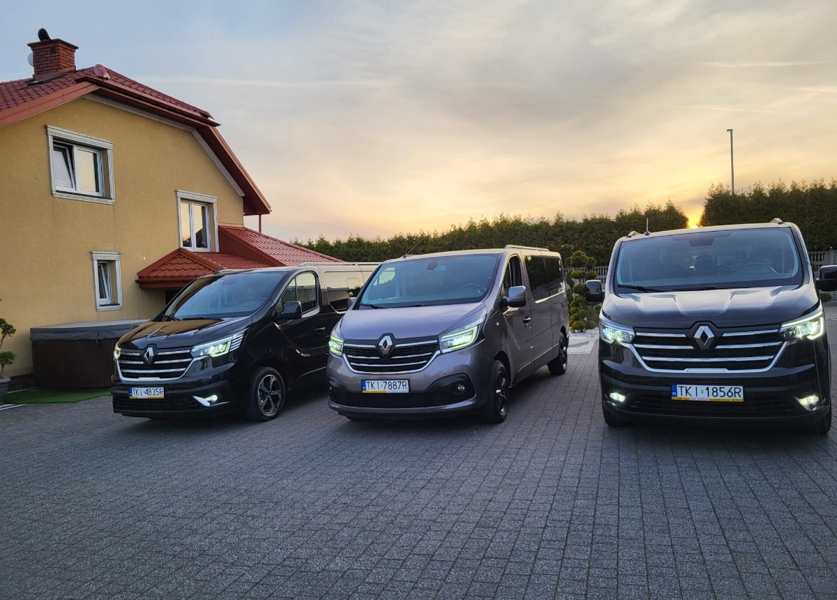 Renault Trafic Ogłoszenie dotyczy wynajmu Auta 9-osobowego - Minibús, Furgoneta de pasajeros: foto 4 Renault Trafic Ogłoszenie dotyczy wynajmu Auta 9-osobowego - Minibús, Furgoneta de pasajeros: foto 4