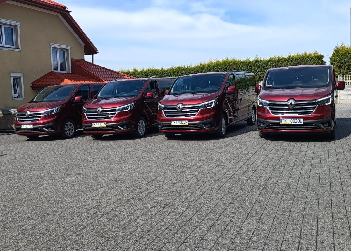 Renault Trafic Ogłoszenie dotyczy wynajmu Auta 9-osobowego - Minibús, Furgoneta de pasajeros: foto 3 Renault Trafic Ogłoszenie dotyczy wynajmu Auta 9-osobowego - Minibús, Furgoneta de pasajeros: foto 3