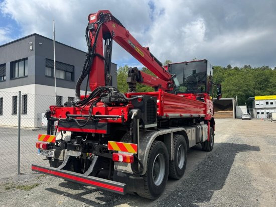 Mercedes-Benz AROCS 3552 963-2F Epsilon M100L86 Kran ? Leistungsstarker Holzladekran mit hoher Reichweite - Camión grúa: foto 4 Mercedes-Benz AROCS 3552 963-2F Epsilon M100L86 Kran ? Leistungsstarker Holzladekran mit hoher Reichweite - Camión grúa: foto 4