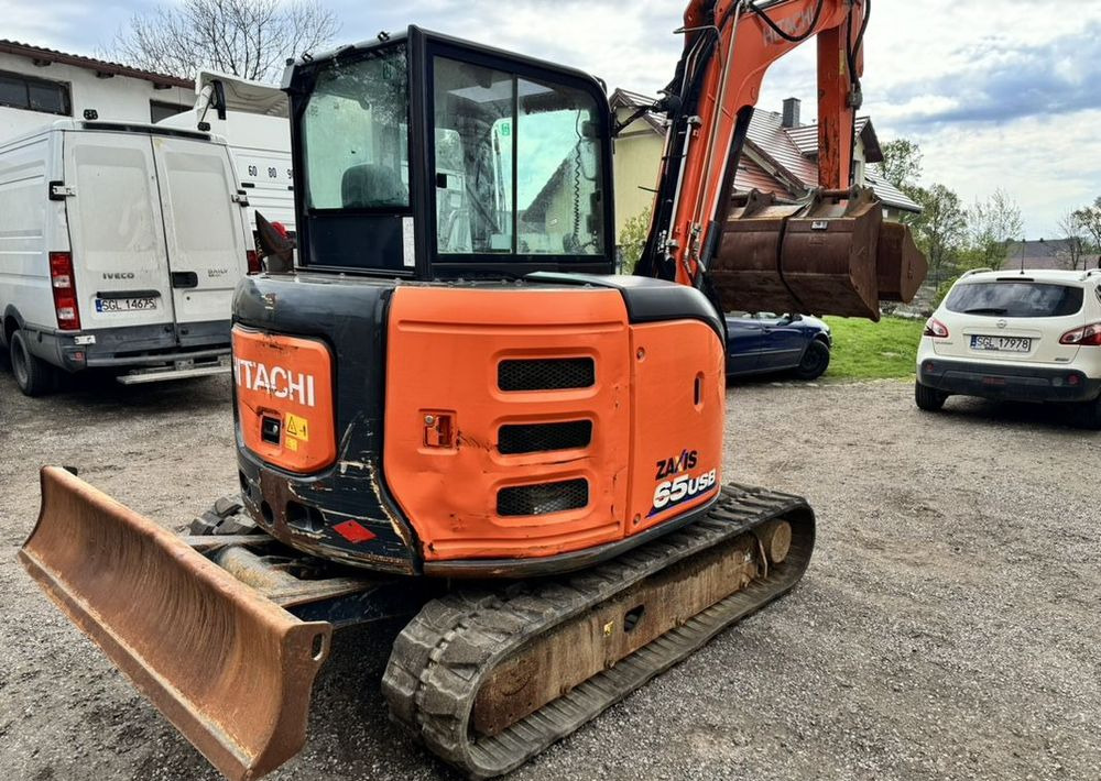 Hitachi ZX65USB-6 CLR - Excavadora de cadenas: foto 5 Hitachi ZX65USB-6 CLR - Excavadora de cadenas: foto 5