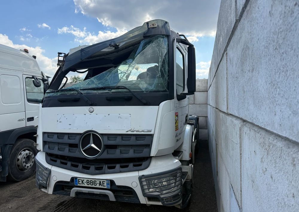 Mercedes-Benz Arocs 2640 - Camión multibasculante: foto 1 Mercedes-Benz Arocs 2640 - Camión multibasculante: foto 1