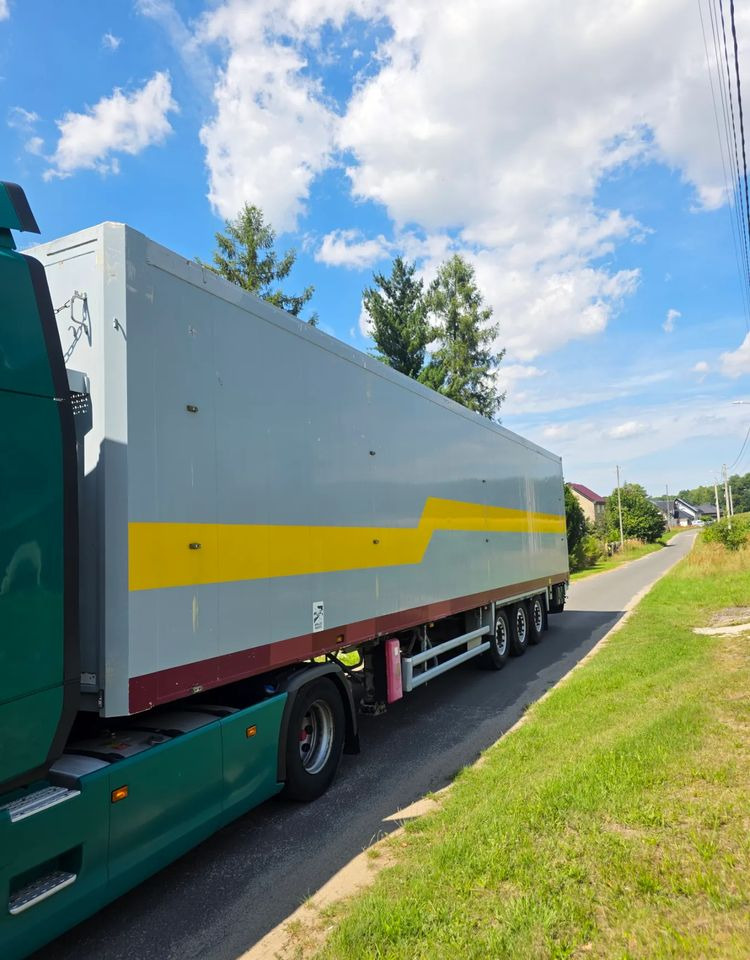 Stas S3-SZ334V - Semirremolque piso movil: foto 1 Stas S3-SZ334V - Semirremolque piso movil: foto 1