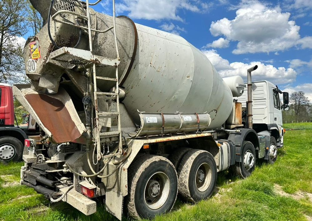 Volvo FM - Camión hormigonera: foto 4 Volvo FM - Camión hormigonera: foto 4