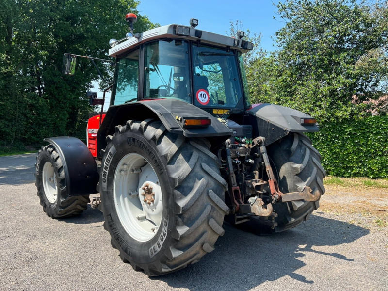 Massey Ferguson 8120 Dynashift - Maquinaria de construcción: foto 3 Massey Ferguson 8120 Dynashift - Maquinaria de construcción: foto 3