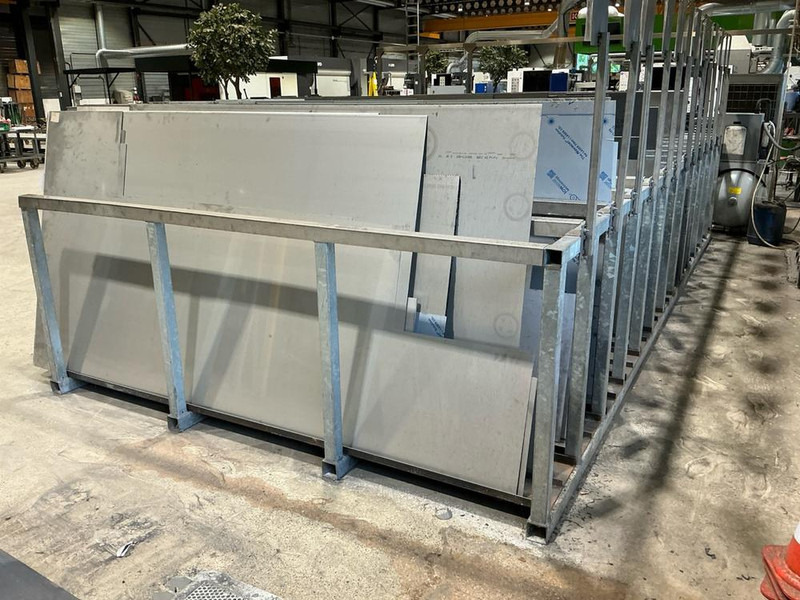 Onbekend - Máquina para metal: foto 4 Onbekend - Máquina para metal: foto 4