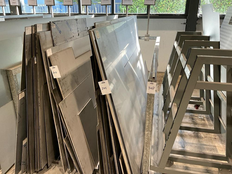 Onbekend - Máquina para metal: foto 1 Onbekend - Máquina para metal: foto 1