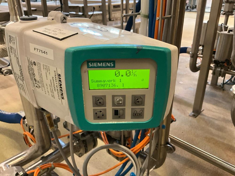 SIMENS Sitrans F M Magflo Mag5000 - Maquinaria de alimentación: foto 3 SIMENS Sitrans F M Magflo Mag5000 - Maquinaria de alimentación: foto 3