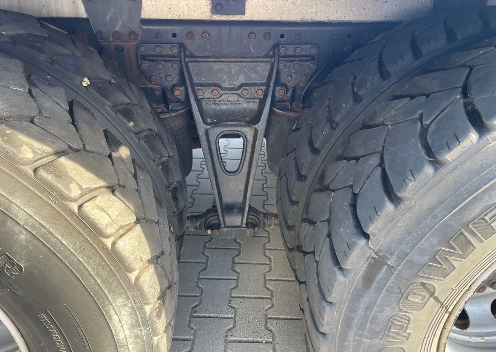 MAN TGX 26.500, 6x4, HDS EPSILOM M12Z, do transportu drewna. - Camión forestal, Camión grúa: foto 5 MAN TGX 26.500, 6x4, HDS EPSILOM M12Z, do transportu drewna. - Camión forestal, Camión grúa: foto 5