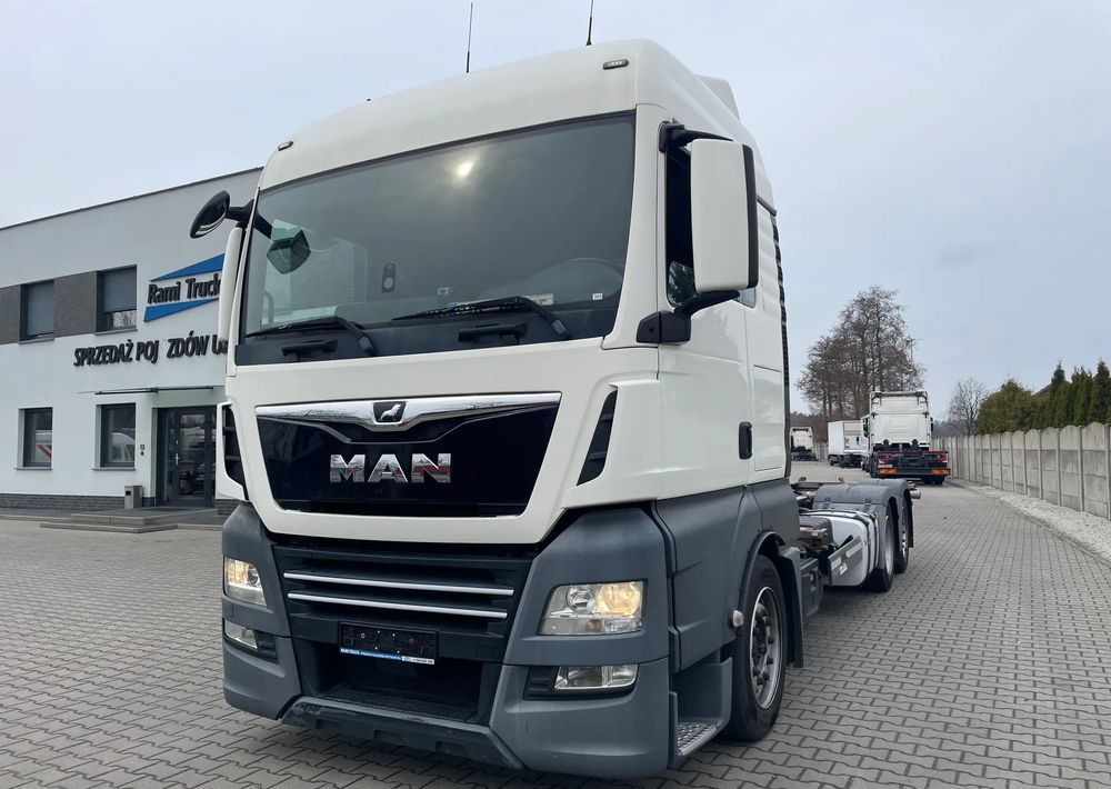 MAN TGX XLX 26.420 BDF, MULTI Wechsler - Camión portacontenedore/ Intercambiable: foto 1 MAN TGX XLX 26.420 BDF, MULTI Wechsler - Camión portacontenedore/ Intercambiable: foto 1