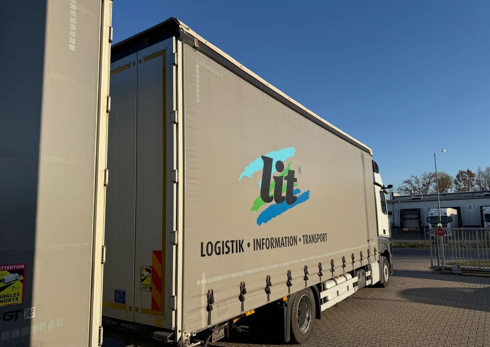 Mercedes-Benz ACTROS 1845 Zestaw przestrzenny przejazdowy120m3 - Camión lona: foto 5 Mercedes-Benz ACTROS 1845 Zestaw przestrzenny przejazdowy120m3 - Camión lona: foto 5
