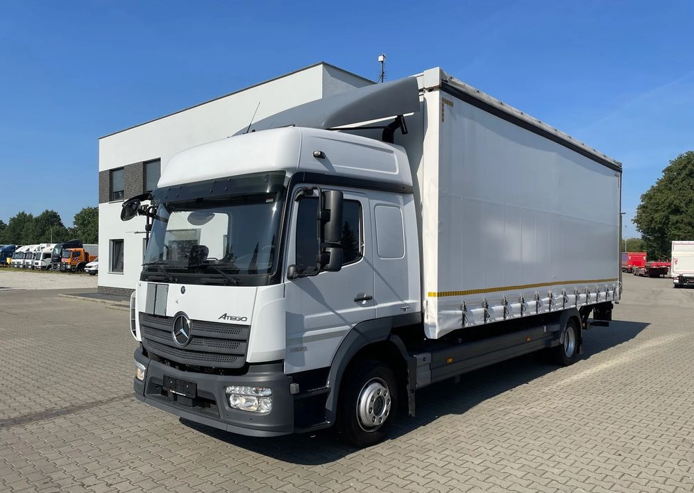 Mercedes-Benz ATEGO 1221, KABINA SYPIALNA! - Camión lona: foto 2 Mercedes-Benz ATEGO 1221, KABINA SYPIALNA! - Camión lona: foto 2