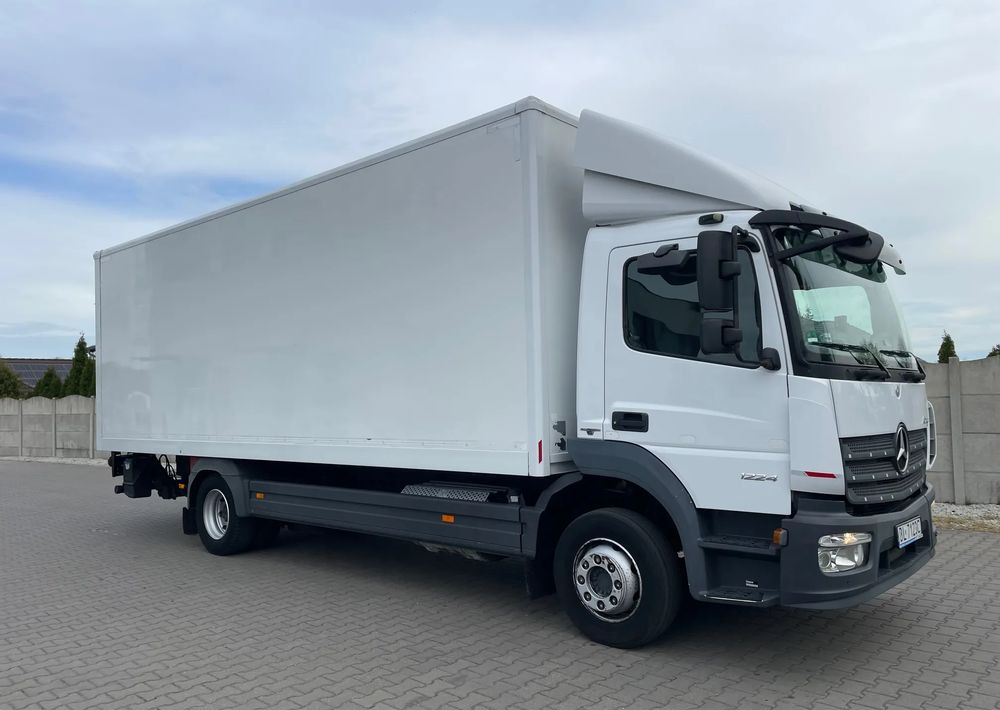 Mercedes-Benz ATEGO 1224/ EURO 6/ KONTENER - Camión caja cerrada: foto 4 Mercedes-Benz ATEGO 1224/ EURO 6/ KONTENER - Camión caja cerrada: foto 4