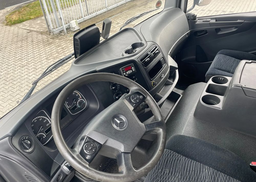 Camión frigorífico Mercedes-Benz ATEGO 1227 CHŁODNIA HAKOWA / HAKÓWKA: foto 10