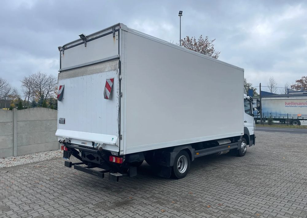 Mercedes-Benz ATEGO 816 DMC 8600 kg - Camión caja cerrada: foto 5 Mercedes-Benz ATEGO 816 DMC 8600 kg - Camión caja cerrada: foto 5