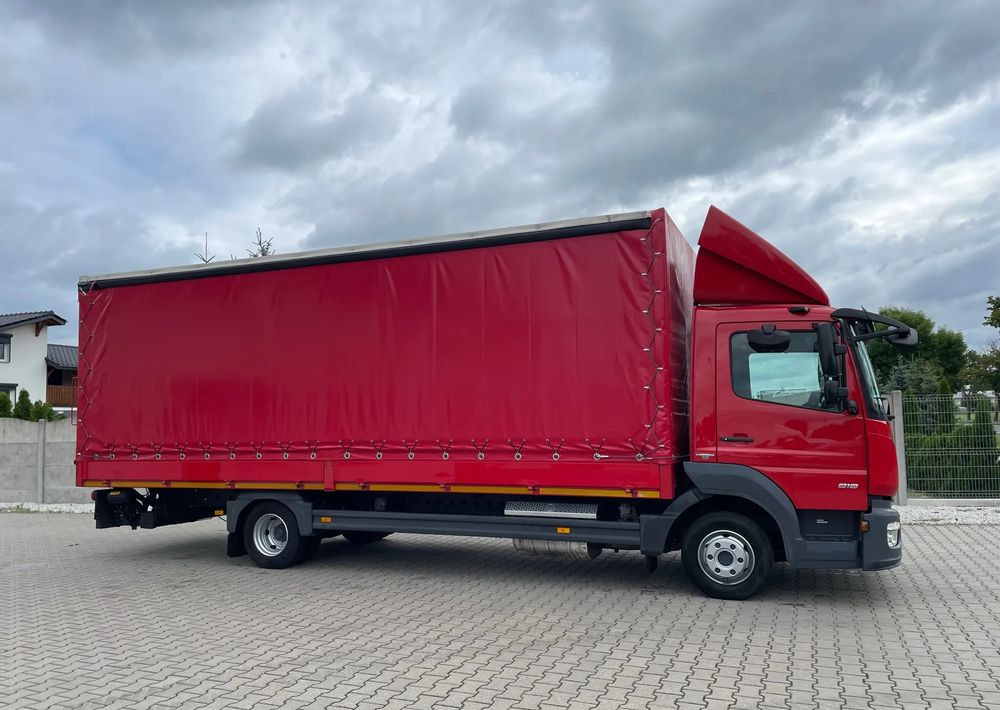 Mercedes-Benz ATEGO 818, Klima, webasto, burtofirana! - Camión lona: foto 4 Mercedes-Benz ATEGO 818, Klima, webasto, burtofirana! - Camión lona: foto 4