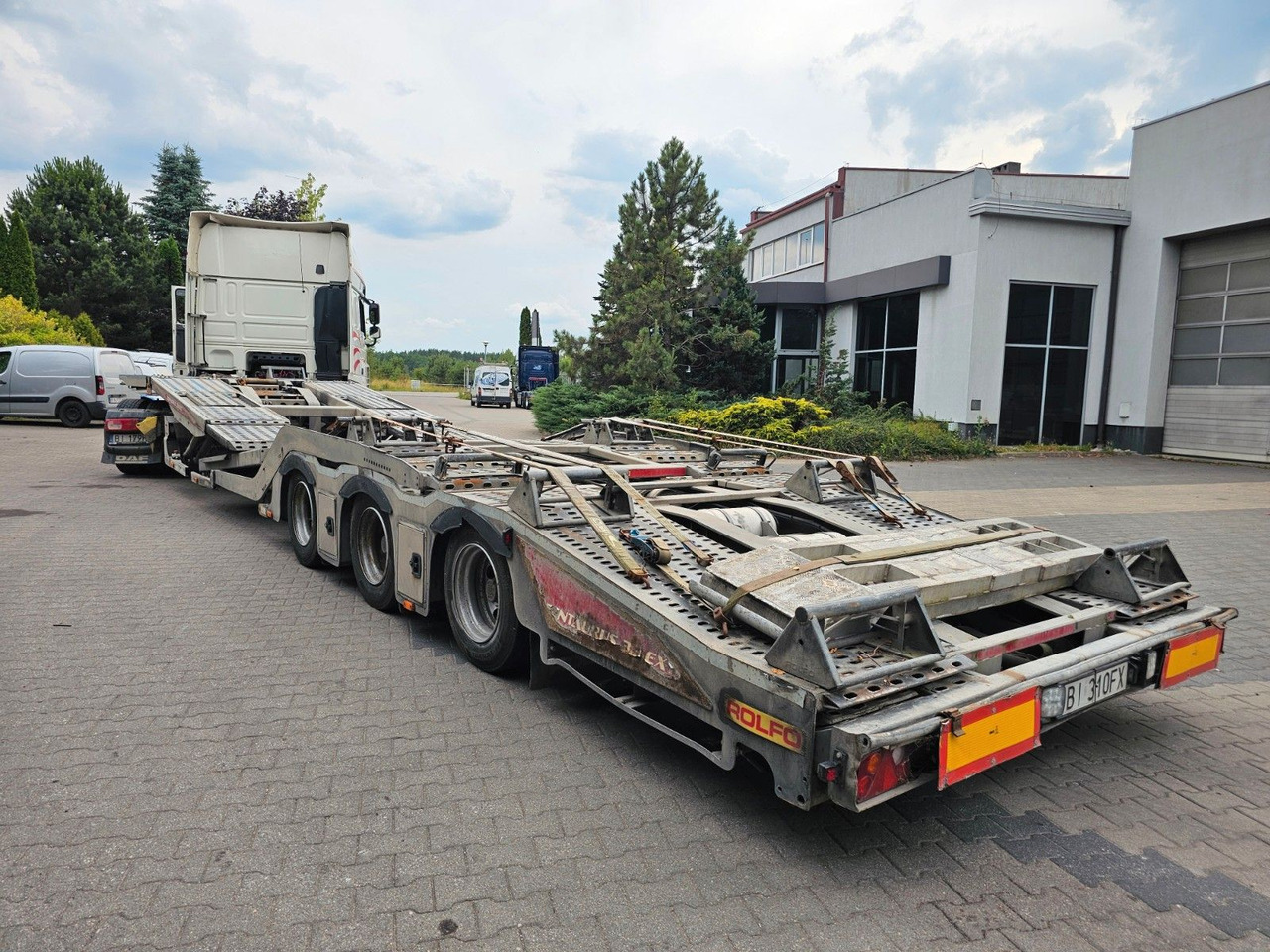 ROLFO 3X LKW TRANSPORTER CENTAURUS 3.3 EXT BPW - Semirremolque portavehículos: foto 4 ROLFO 3X LKW TRANSPORTER CENTAURUS 3.3 EXT BPW - Semirremolque portavehículos: foto 4