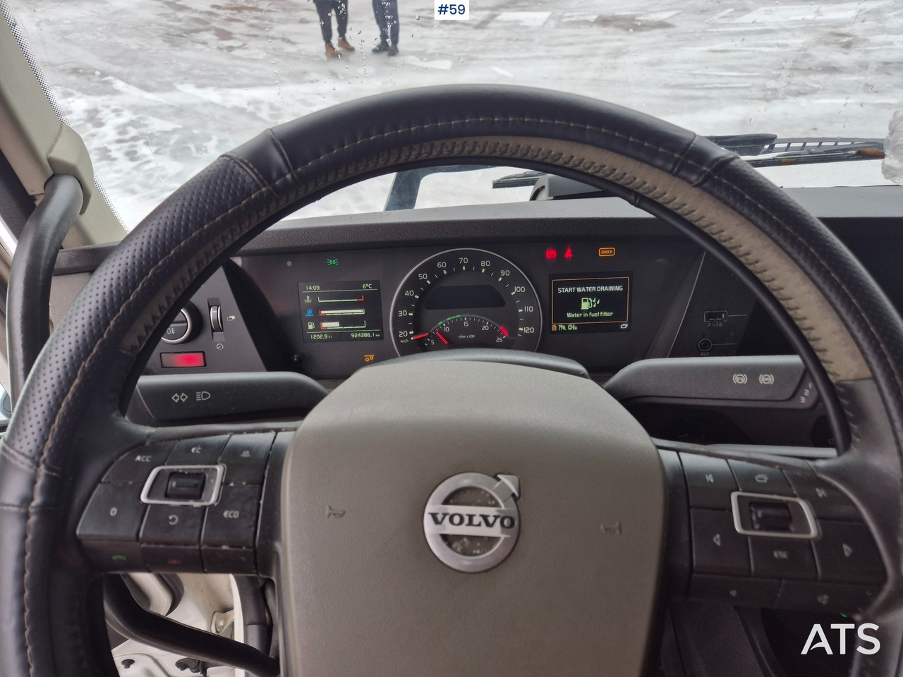 Cabeza tractora Volvo FH: foto 10