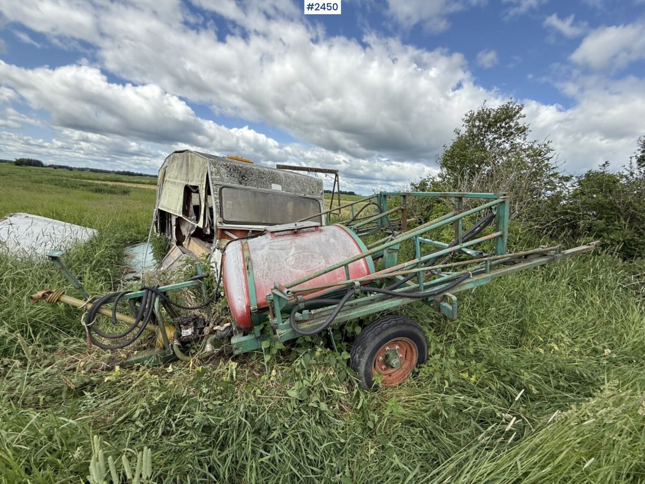 Crop protection sprayer Moteska 900L 12m - Pulverizador: foto 1 Crop protection sprayer Moteska 900L 12m - Pulverizador: foto 1
