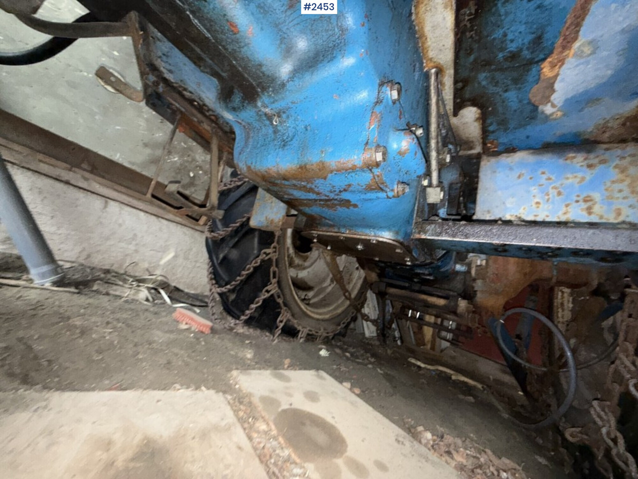 Tractor Ford Super Major 5000 with front loader Rep. object: foto 16