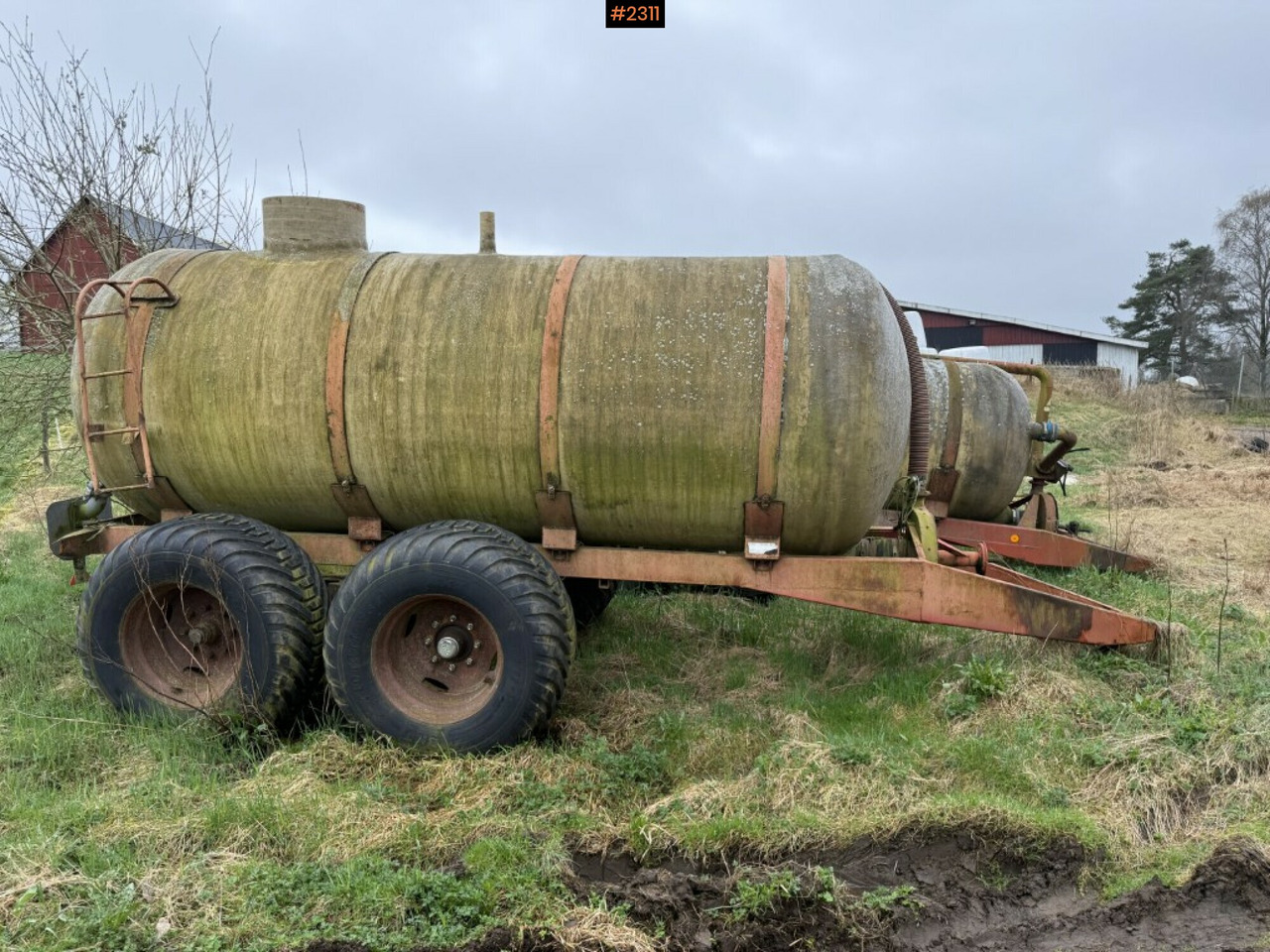 Manure barrel 13 m3 - Cuba de purín: foto 2 Manure barrel 13 m3 - Cuba de purín: foto 2