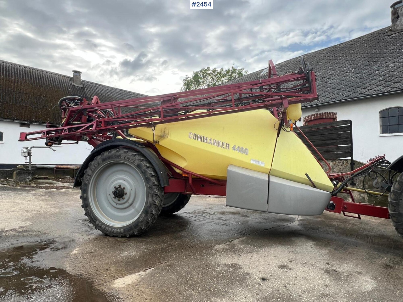 Plant protection sprayer Hardi Commander 4400 24M - Pulverizador: foto 1 Plant protection sprayer Hardi Commander 4400 24M - Pulverizador: foto 1