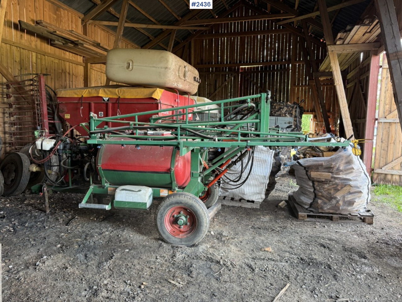 Sprayer Moteska 1000liter 12m boom - Pulverizador: foto 1 Sprayer Moteska 1000liter 12m boom - Pulverizador: foto 1