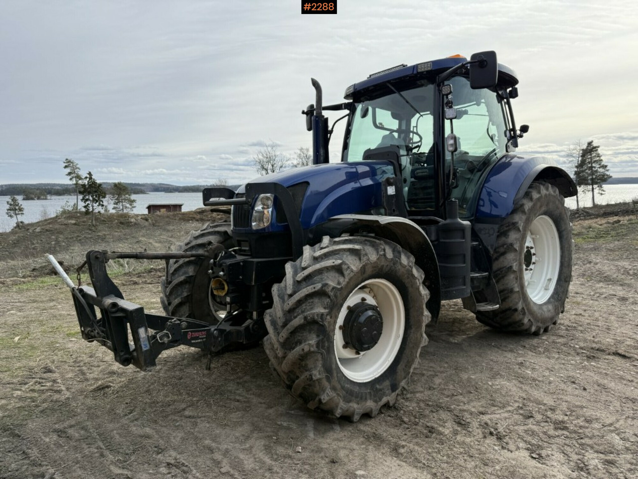 Tractor New Holland T6080 with dual mount - Tractor: foto 2 Tractor New Holland T6080 with dual mount - Tractor: foto 2