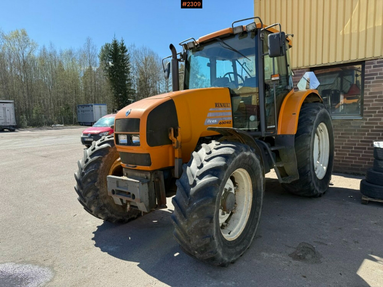 Tractor Renault Ares 630 RZ Only 1 owner (see video) - Tractor: foto 2 Tractor Renault Ares 630 RZ Only 1 owner (see video) - Tractor: foto 2