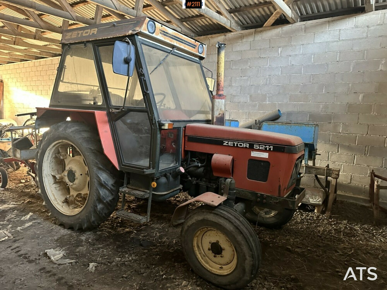Tractor Zetor 5211 - Tractor: foto 1 Tractor Zetor 5211 - Tractor: foto 1