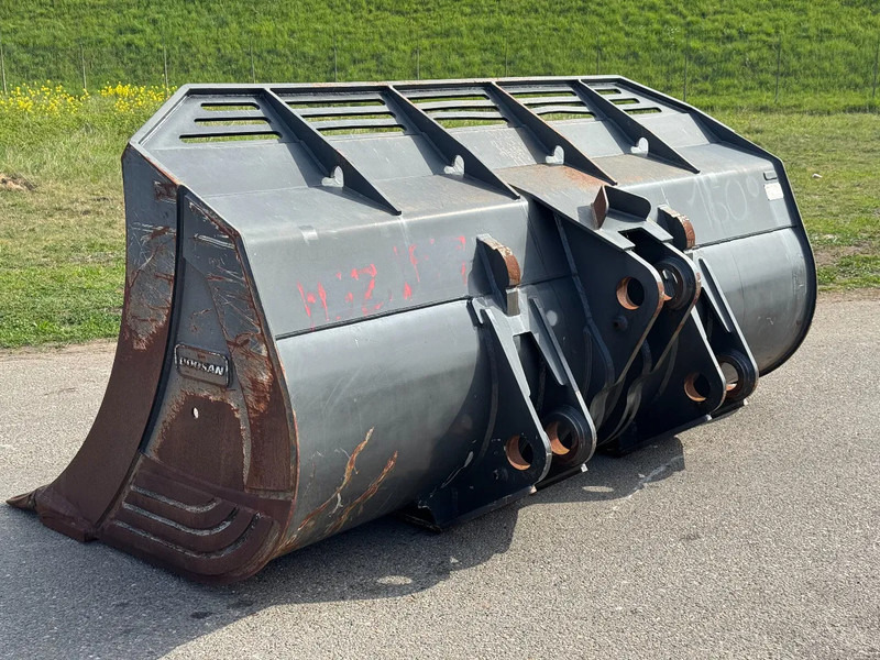 Doosan 230104-01475 DL 550-3 Rock Bucket - Cazo para excavadora para Maquinaria de construcción: foto 2 Doosan 230104-01475 DL 550-3 Rock Bucket - Cazo para excavadora para Maquinaria de construcción: foto 2
