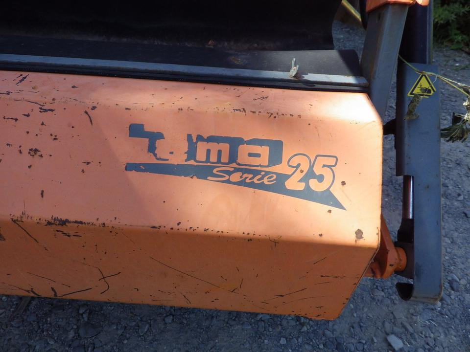 BEMA 25 Kehrmaschine gebraucht (MWST ausweisbar) - Barredora cucharón: foto 2 BEMA 25 Kehrmaschine gebraucht (MWST ausweisbar) - Barredora cucharón: foto 2