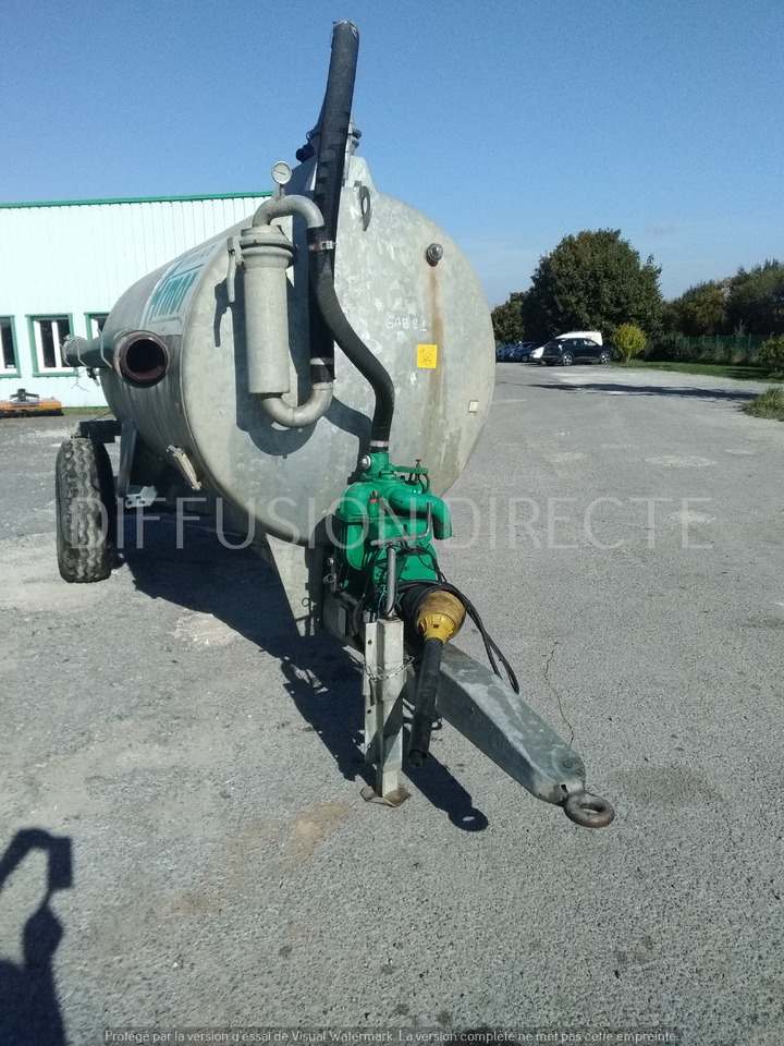 ARMOR TONNE A LISIER AXR 6.8 - Cuba de purín: foto 3 ARMOR TONNE A LISIER AXR 6.8 - Cuba de purín: foto 3