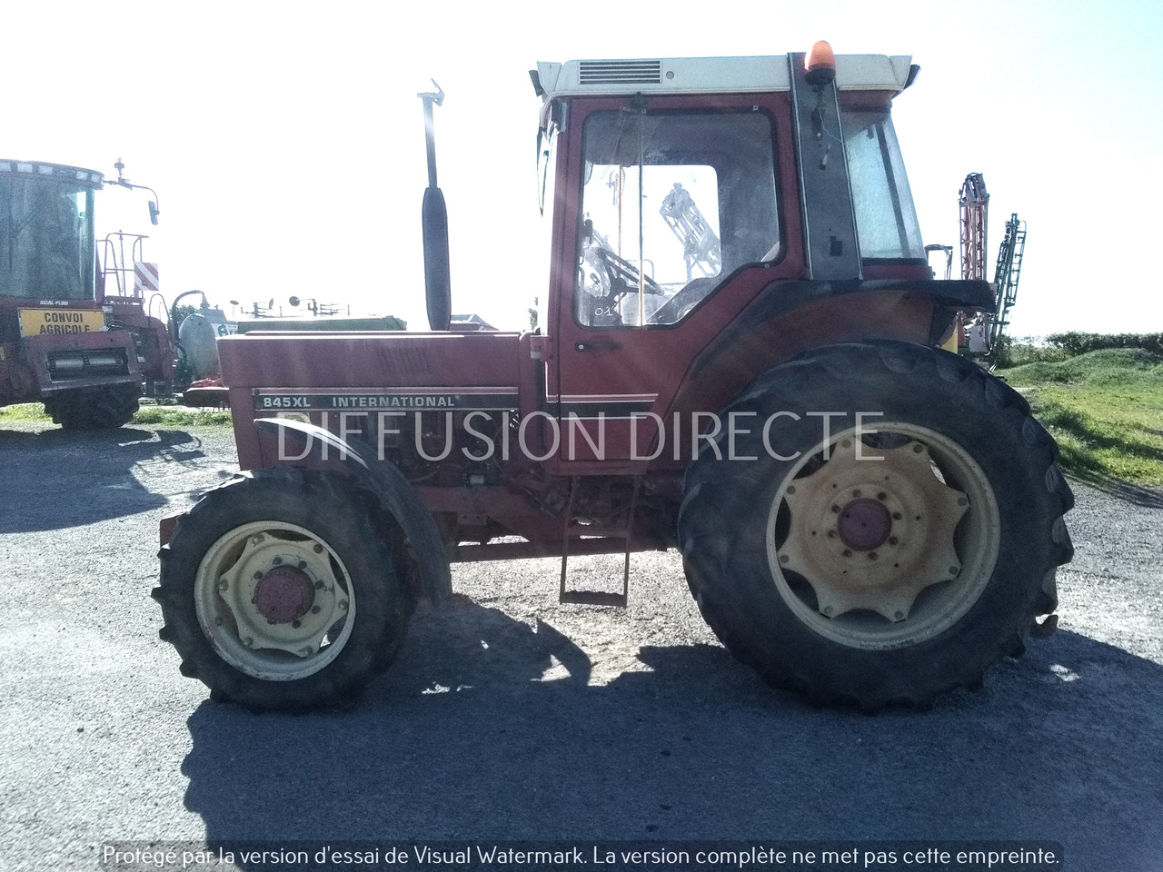 CASE IH TRACTEUR AGRICOLE 845 XL - Tractor: foto 3 CASE IH TRACTEUR AGRICOLE 845 XL - Tractor: foto 3