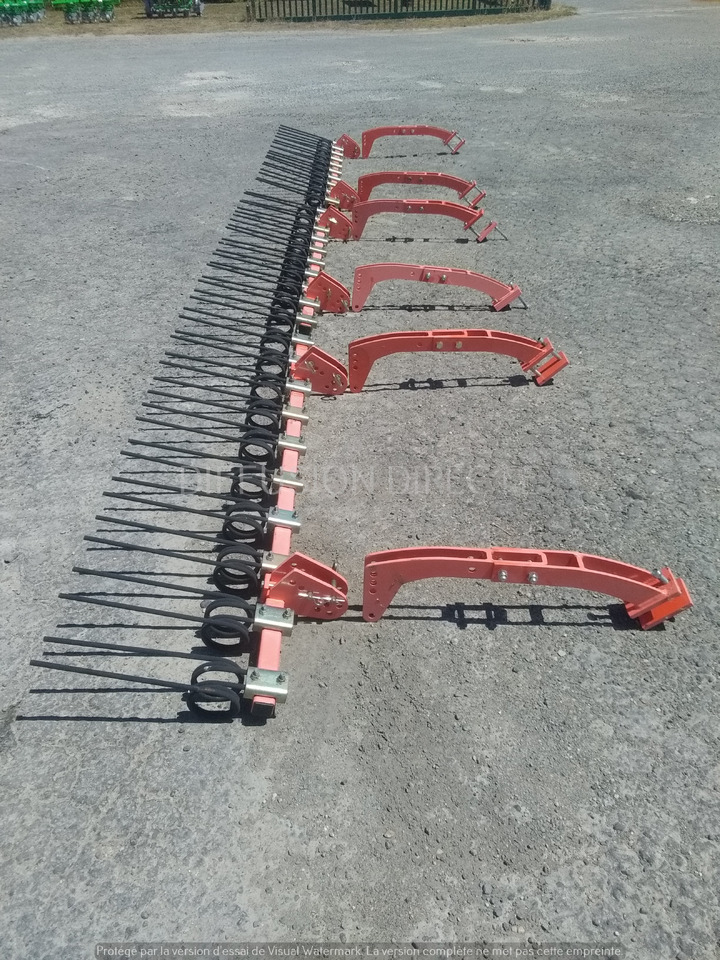 MANDAM HERSE PEIGNE 6M - Grada: foto 2 MANDAM HERSE PEIGNE 6M - Grada: foto 2
