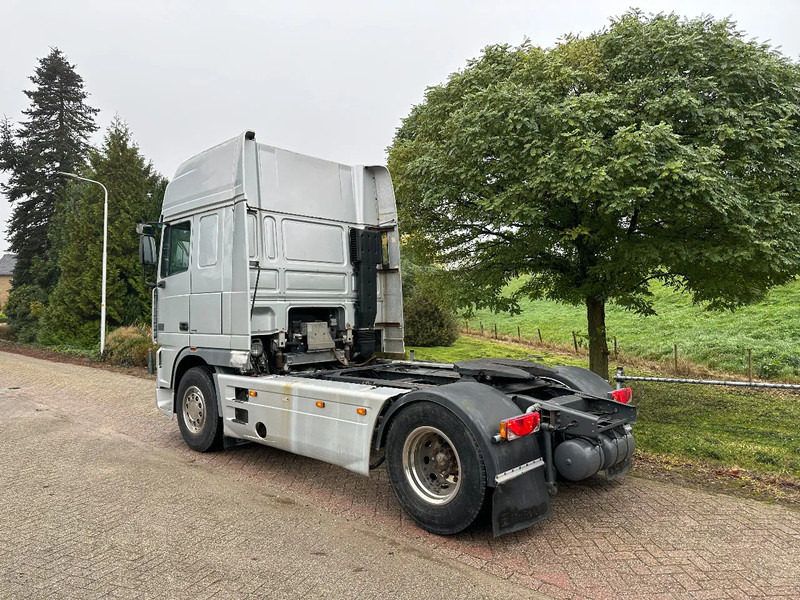 DAF XF 530 4X2 Manual EUR3 LOW KM - Cabeza tractora: foto 3 DAF XF 530 4X2 Manual EUR3 LOW KM - Cabeza tractora: foto 3