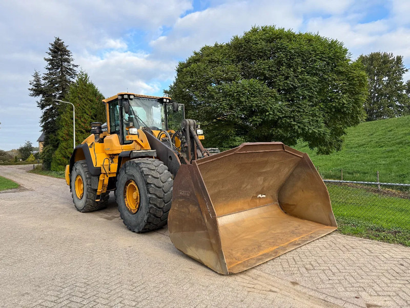 Volvo L180H CDC First Owner orginal Good Tyres - Cargadora de ruedas: foto 5 Volvo L180H CDC First Owner orginal Good Tyres - Cargadora de ruedas: foto 5