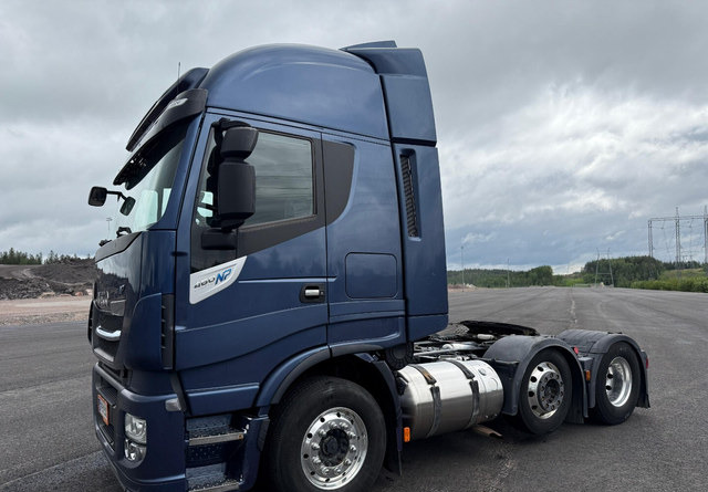 IvecoStralis 460 LNG / LBG - Cabeza tractora: foto 1 IvecoStralis 460 LNG / LBG - Cabeza tractora: foto 1