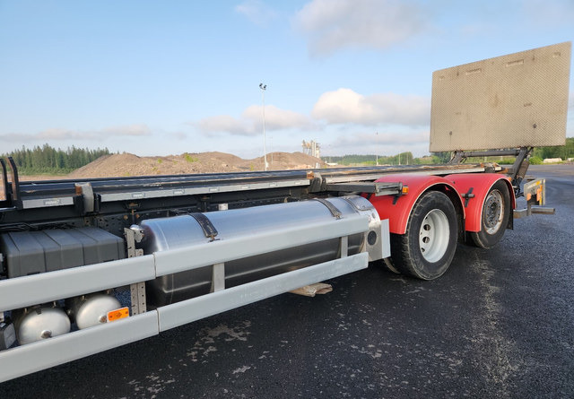 Camión chasis Iveco S-Way 6x2 LNG / LBG: foto 9