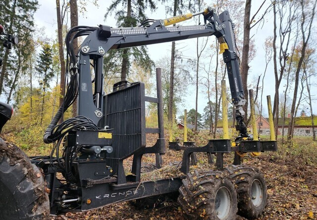 Maquinaria forestal Valtra N123 + Kronos 140 4WDM + Cranab HC8: foto 7