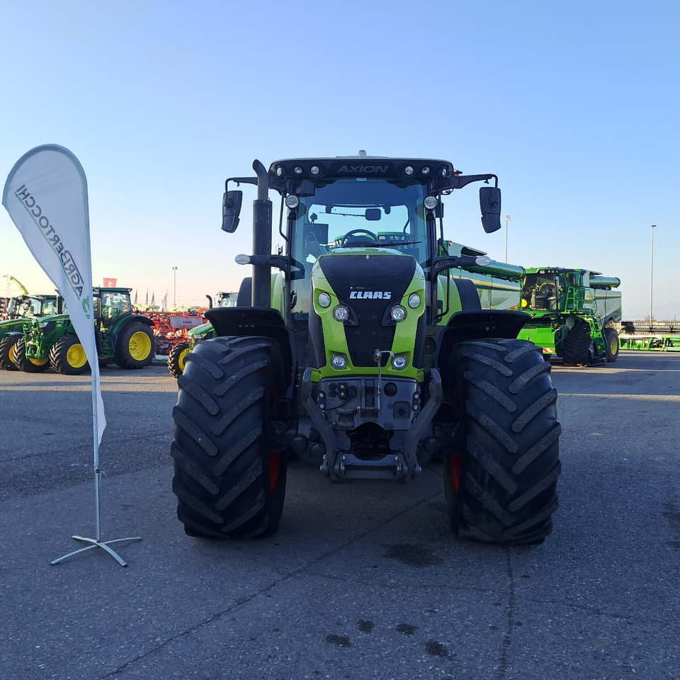 CLAAS 830 AXION - Tractor: foto 3 CLAAS 830 AXION - Tractor: foto 3