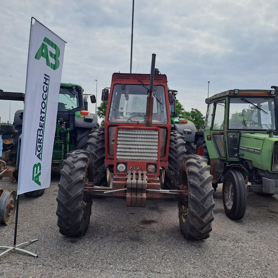 FIAT 880 DT - Tractor: foto 2 FIAT 880 DT - Tractor: foto 2