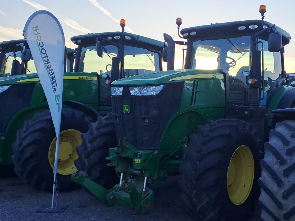 JOHN DEERE 7230R - Tractor: foto 1 JOHN DEERE 7230R - Tractor: foto 1