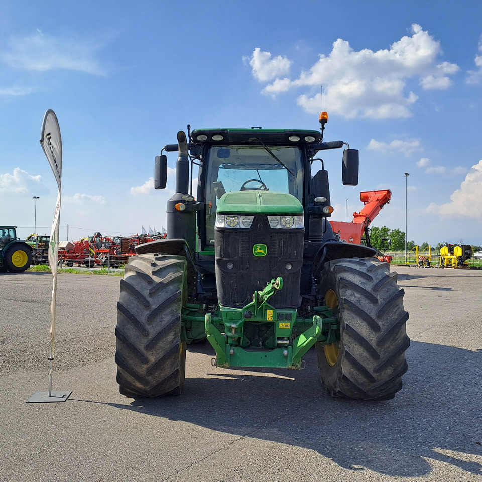 JOHN DEERE 7310R - Tractor: foto 2 JOHN DEERE 7310R - Tractor: foto 2