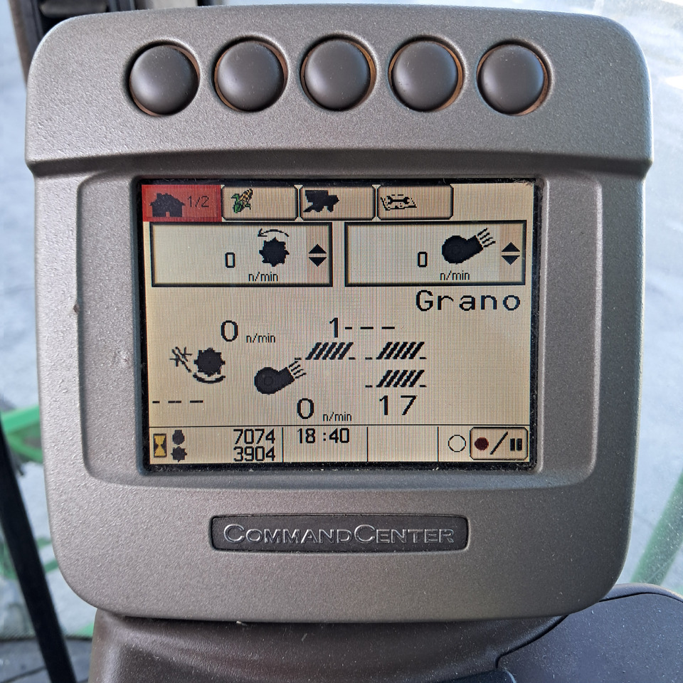 Cosechadora de granos JOHN DEERE C670: foto 12