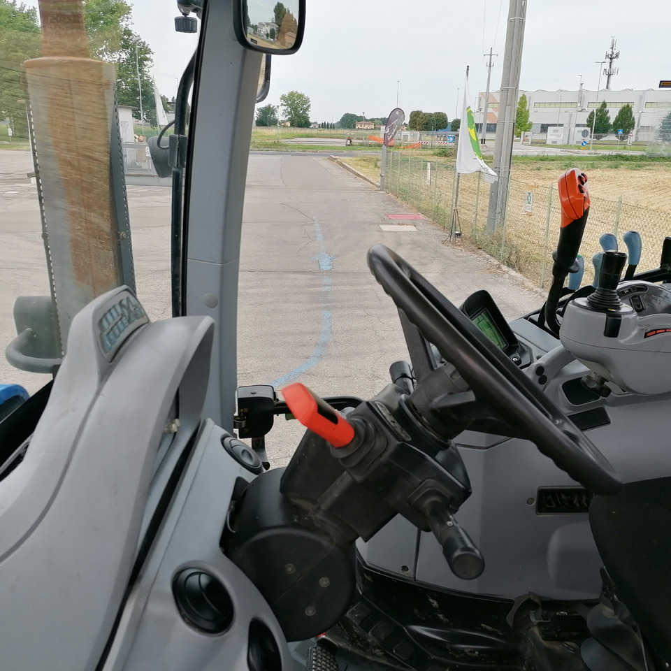 Tractor NEW HOLLAND 6090: foto 9