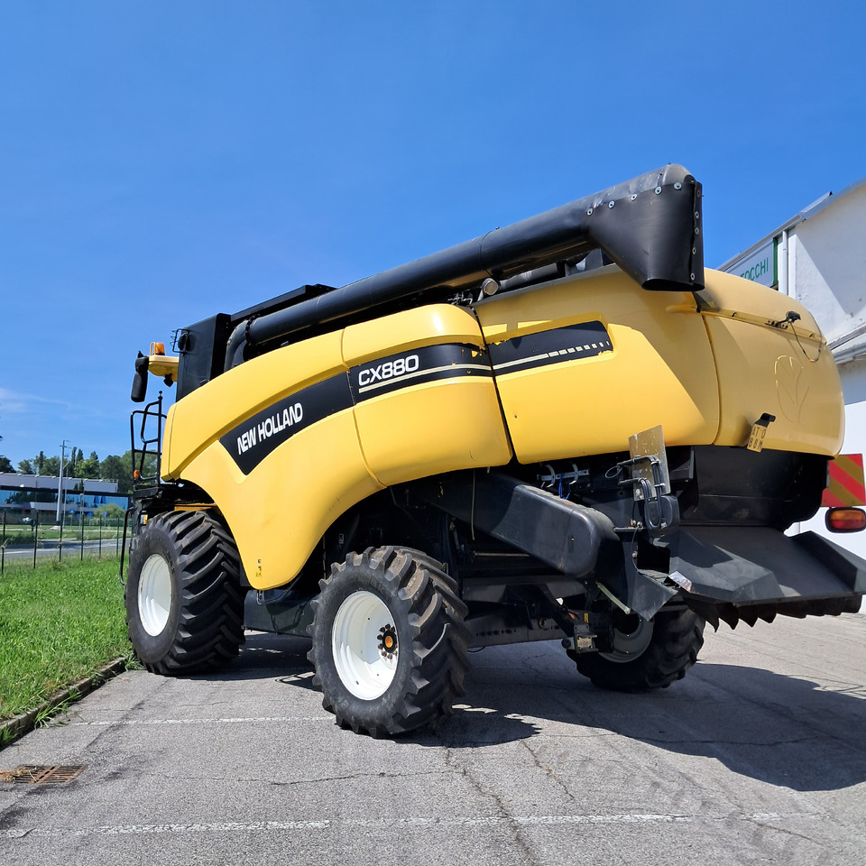 NEW HOLLAND CX880 - Cosechadora de granos: foto 3 NEW HOLLAND CX880 - Cosechadora de granos: foto 3