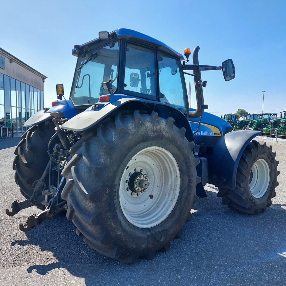 NEW HOLLAND TM 190 - Tractor: foto 5 NEW HOLLAND TM 190 - Tractor: foto 5