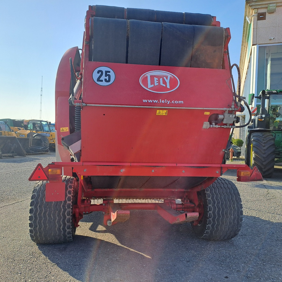 ROTOPRESSA LELY WELGER RP 445 - Rotoempacadora: foto 4 ROTOPRESSA LELY WELGER RP 445 - Rotoempacadora: foto 4