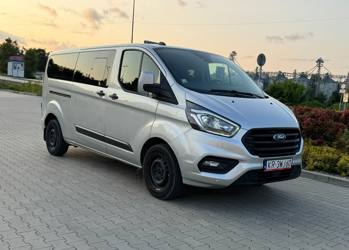 Ford Transit Custom 2.0 170 KM L2 LONG 2021 LED 8 osobowy NAWIEWY miejsc Salon PL - Minibús, Furgoneta de pasajeros: foto 1 Ford Transit Custom 2.0 170 KM L2 LONG 2021 LED 8 osobowy NAWIEWY miejsc Salon PL - Minibús, Furgoneta de pasajeros: foto 1